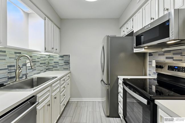 APT-124C - 12727 W Dodge Rd, Condo with 2 bedrooms, 2 bathrooms and 1 parking in Omaha NE | Image 11