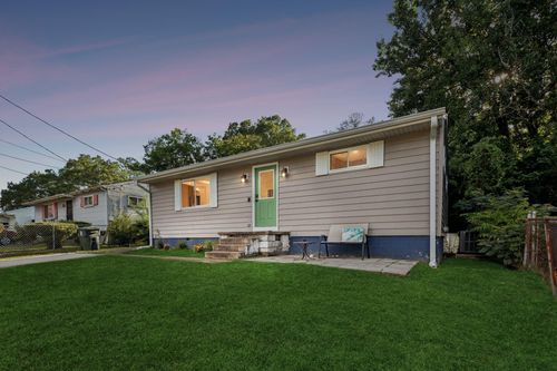 811 Snow St, Chattanooga, TN, 37405-3532 | Card Image