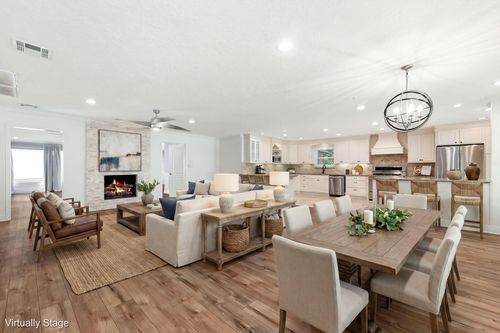 27202 Wells Ln, Conroe, TX, 77385-9082 | Card Image