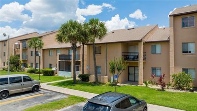 112B - 5219 Via Hacienda Circle, Condo with 2 bedrooms, 2 bathrooms and null parking in ORLANDO FL | Image 1