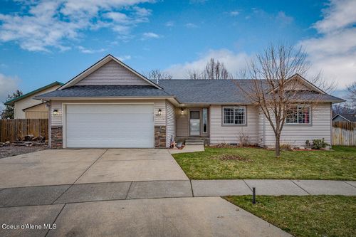 9499 N Macie Loop, Hayden, ID, 83835-9835 | Card Image