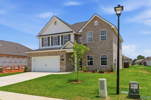 103 Berry Blossom Dr, Toney, AL, 35773-4200 | Card Image