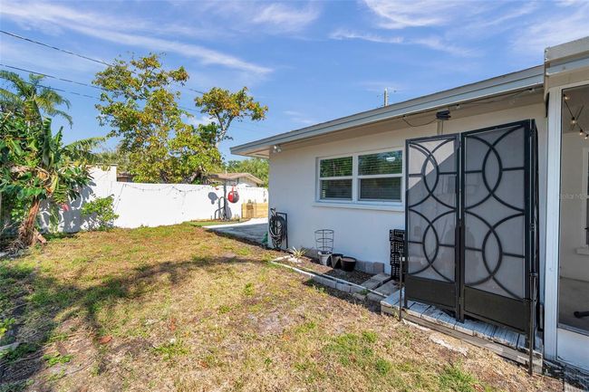 2009 Cleveland St, House other with 3 bedrooms, 2 bathrooms and null parking in CLEARWATER FL | Image 50