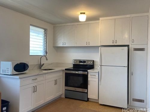 apt-205-931 Coolidge St, Honolulu, HI, 96826-3010 | Card Image