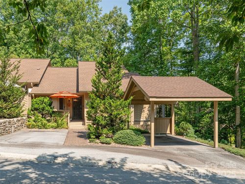 101 N Scarlet Oak Ln, Hendersonville, NC, 28791-2993 | Card Image