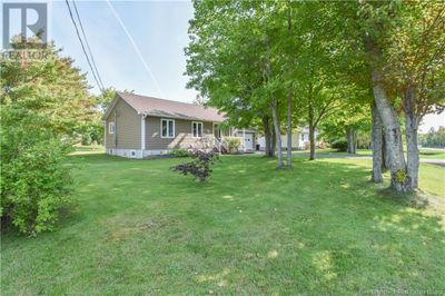 4022 Foster St, House other with 3 bedrooms, 2 bathrooms and null parking in Tracadie-Sheila NB | Image 3