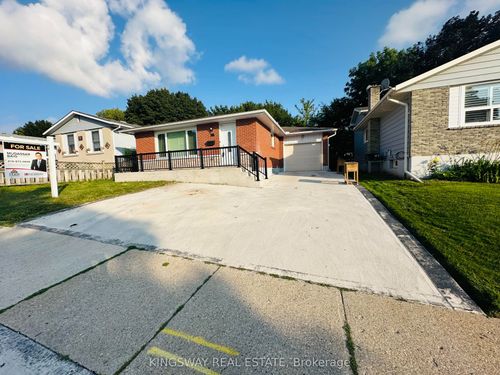 35 Silver Aspen Cres, Kitchener, ON, N2N1H5 | Card Image