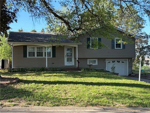 3318 Melody Ln, Saint Joseph, MO, 64503-1344 | Card Image