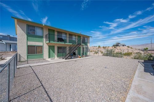 1545 Sierra Vista Dr, Bullhead City, AZ, 86442-6078 | Card Image