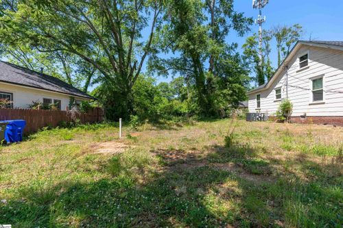 14 Woodfin Ave, Greenville, SC, 29605-3908 | Card Image