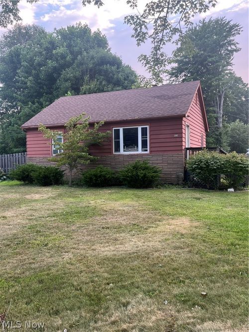 1392 Bennett Rd, Madison, OH, 44057-1445 | Card Image