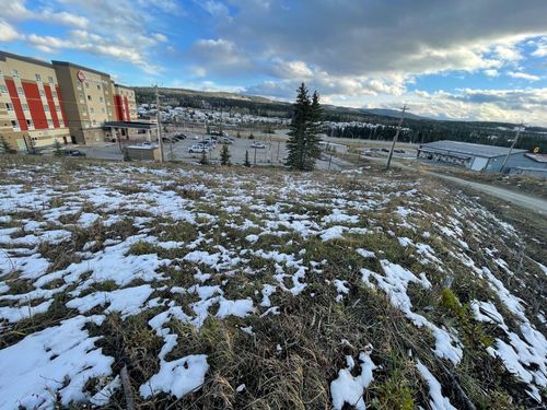 245 Dow Drive, Hinton, AB, T7V1Z9 | Card Image