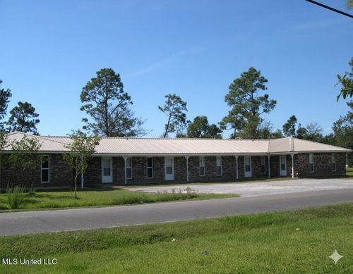 apt-a-15061 Polk St, Gulfport, MS, 39501-8502 | Card Image