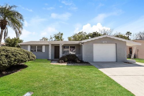1936 Dartmouth Dr, HOLIDAY, FL, 34691-4657 | Card Image