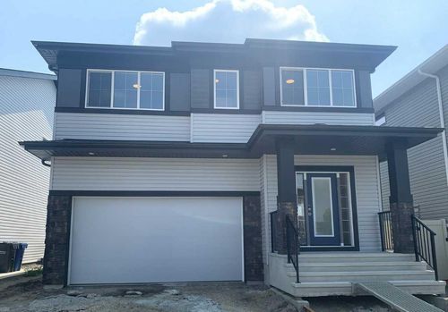 31 Eaton Cres, Red Deer County, AB, T4E1A6 | Card Image
