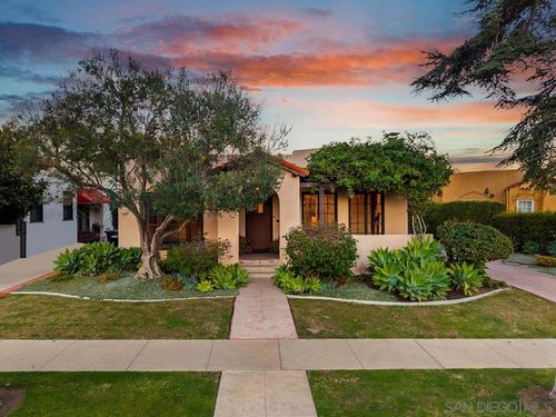 5011 Kensington Dr, San Diego, CA, 92116-2102 | Card Image