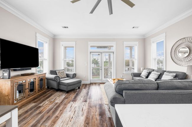 Living Room | Image 13
