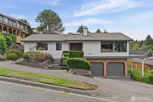 1922 Dumas Circle Ne, Tacoma, WA, 98422 | Card Image