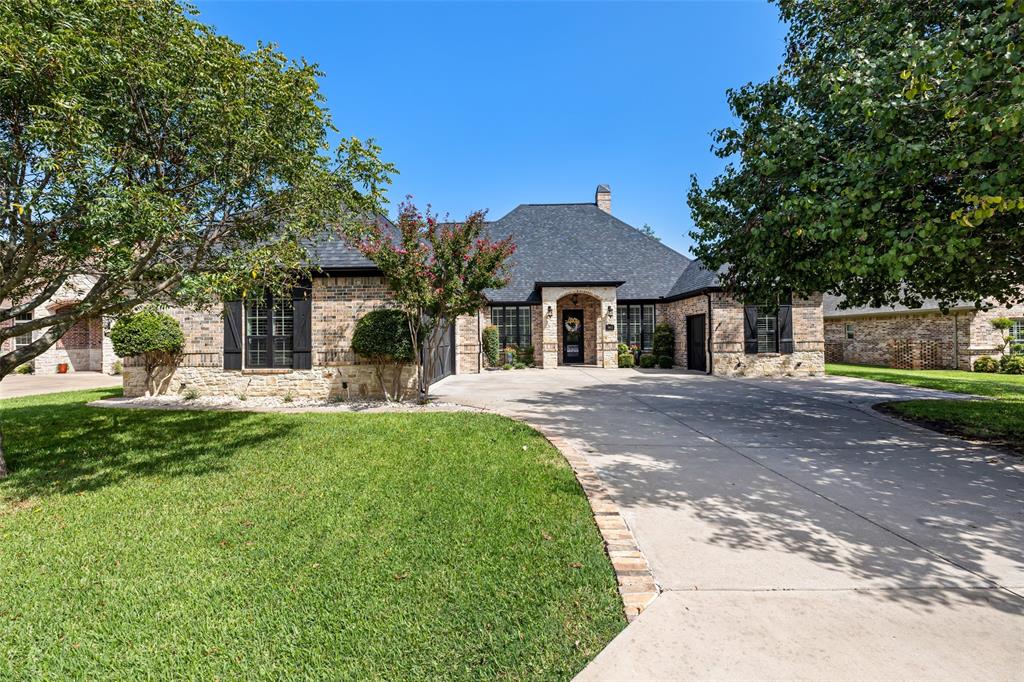 Pebble Beach Dr, Granbury, TX 76049
