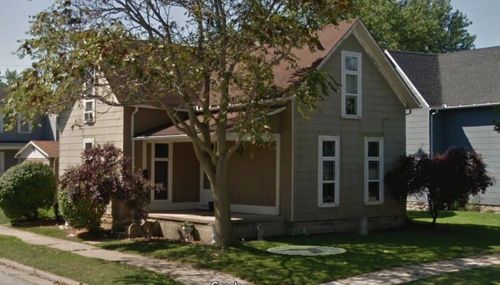111 E Mechanic St, Wapakoneta, OH, 45895-2021 | Card Image