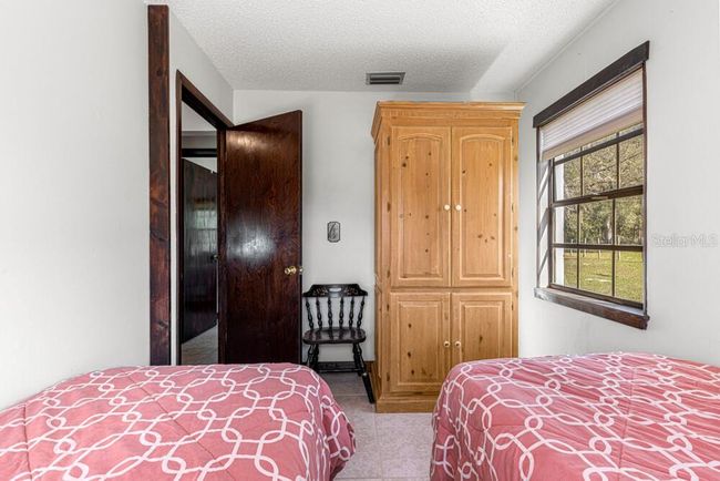 15950 Ne 50 Th St, Home with 4 bedrooms, 2 bathrooms and null parking in WILLISTON FL | Image 15