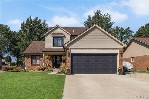 26607 Birchcrest Dr, Chesterfield, MI, 48051-3018 | Card Image