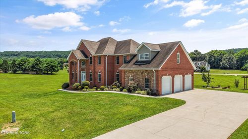 121 St James St, Sweetwater, TN, 37874-6288 | Card Image