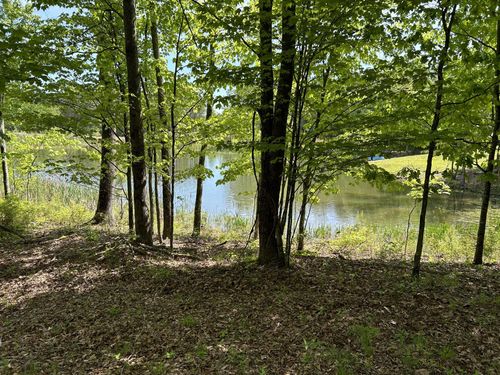 250 Bear Trace Dr, Jasper, TN, 37347-3019 | Card Image