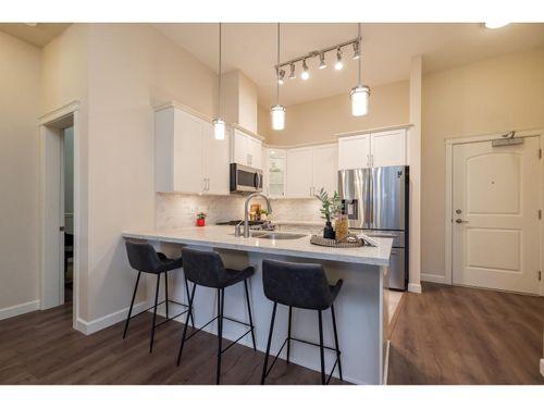 609-20325 85 Avenue, Langley, BC, V2Y3L2 | Card Image