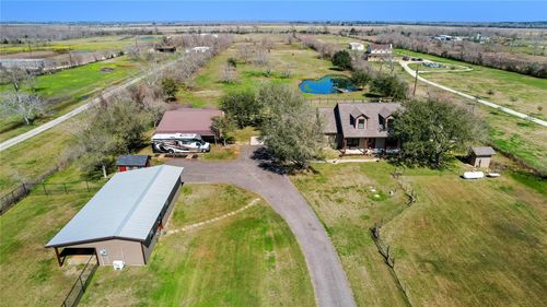 10007 County Road 168, Alvin, TX, 77511-8163 | Card Image
