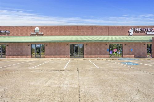 2622 Country Club Rd, Lake Charles, LA, 70605-5912 | Card Image