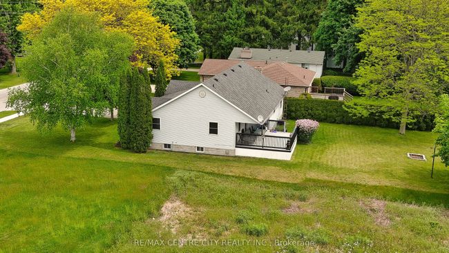 212 Queen St, House other with 4 bedrooms, 3 bathrooms and 6 parking in West Elgin ON | Image 6