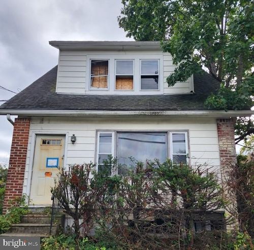 1212 Macdade Blvd, COLLINGDALE, PA, 19023-4021 | Card Image