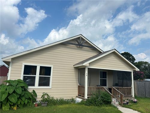 15 Lenora Dr, Hearne, TX, 77859-3287 | Card Image