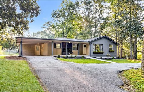 3951 Covered Bridge Rd Sw, Smyrna, GA, 30082-3615 | Card Image