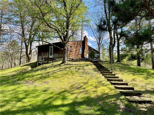 375 Log Cabin Rd, Victor, NY, 14564-9759 | Card Image