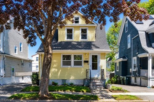 229 Lindsley Ave, South Orange, NJ, 07079-2118 | Card Image
