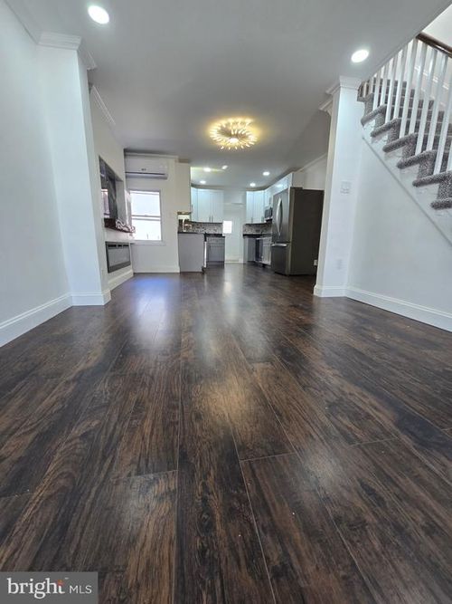 6824 Rodney St, PHILADELPHIA, PA, 19138-2640 | Card Image
