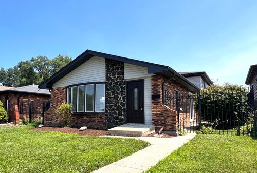 513 Superior Ave, Calumet City, IL, 60409-3417 | Card Image