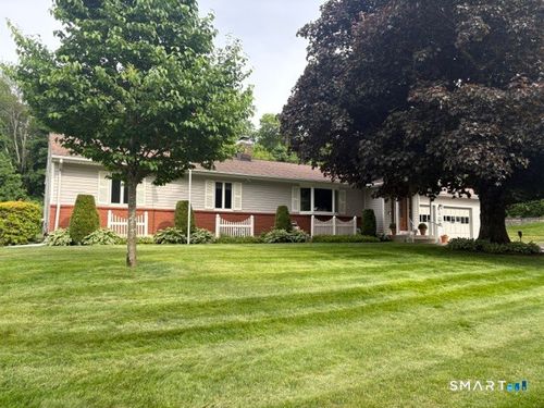 68 Earl Ave, Hamden, CT, 06514-1609 | Card Image