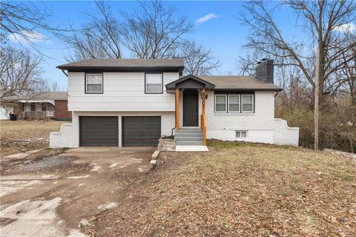 8007 Blue Ridge Blvd, Raytown, MO, 64138-1308 | Card Image