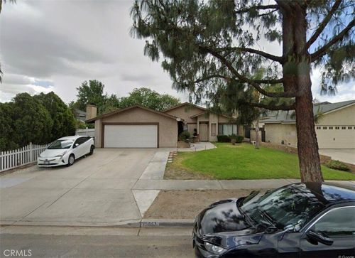17053 Pinedale Ct, Fontana, CA, 92335 | Card Image