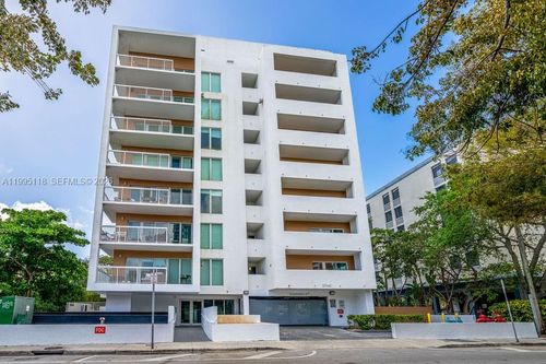 apt-705-2740 Sw 28th Ter, Miami, FL, 33133-3774 | Card Image