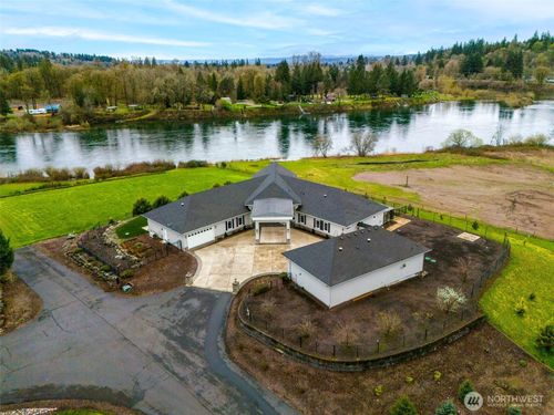 2567 Lewis River Rd, Woodland, WA, 98674-8235 | Card Image