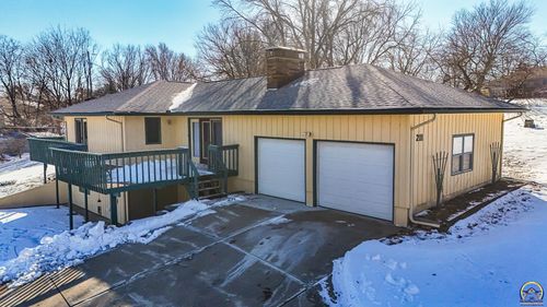 211 Meadowlark Ln, Ozawkie, KS, 66070 | Card Image