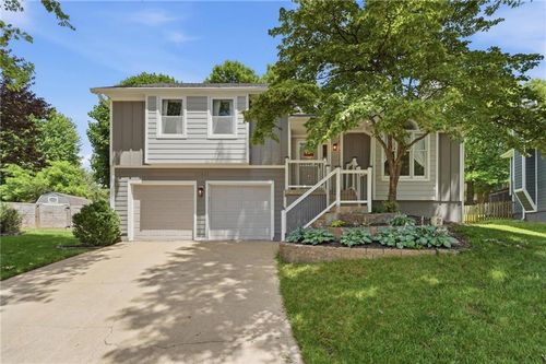 12441 S Alden Cir, Olathe, KS, 66062-5946 | Card Image