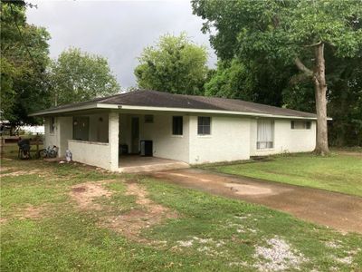 905 Keller Street, House other with 3 bedrooms, 1 bathrooms and null parking in Bunkie LA | Image 2