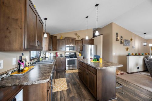 13883 306th Ave Nw, Princeton, MN, 55371-4594 | Card Image