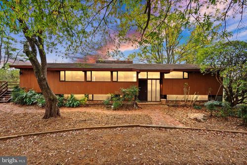 7099 Glen Curtiss Ln, WARRENTON, VA, 20187-7141 | Card Image