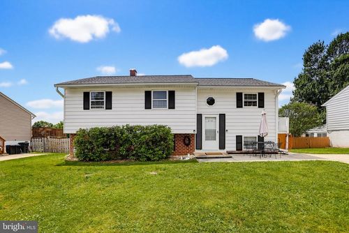 218 Timber Grove Rd, REISTERSTOWN, MD, 21136-3723 | Card Image